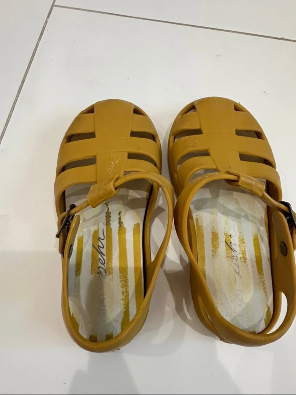 Pehr mustard sandals 10 toddler